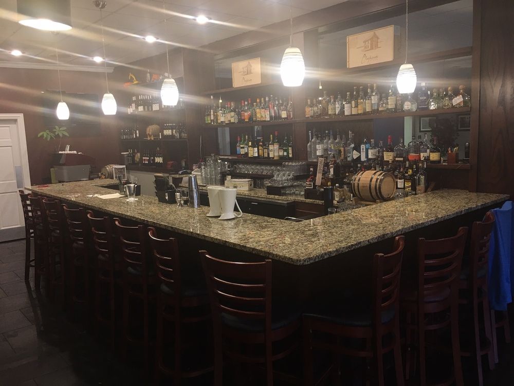 108-110 Barrington Commons Ct, Barrington, IL 60010